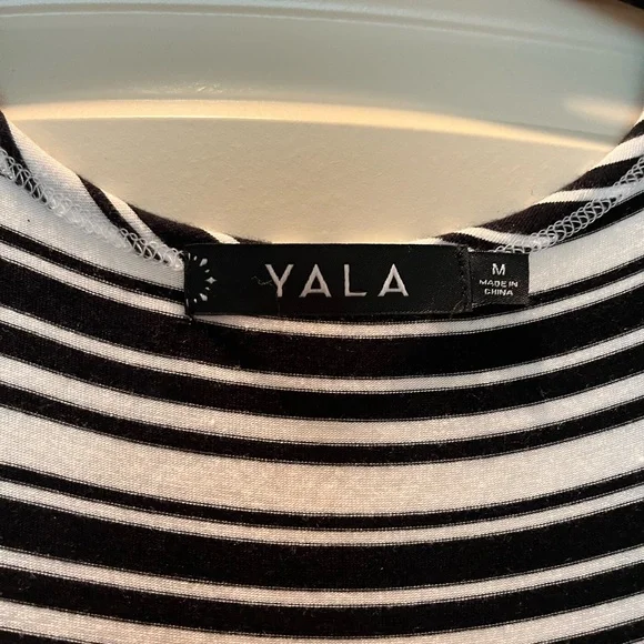 Yala Striped Sleeveless Dress - Picture 4 of 5